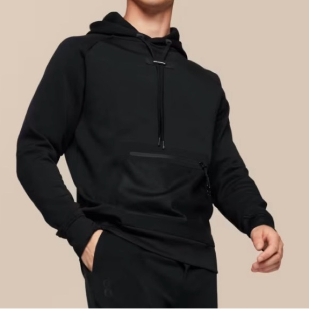 On Men’s Soft Techno Black Hoodie Brand New Size Small